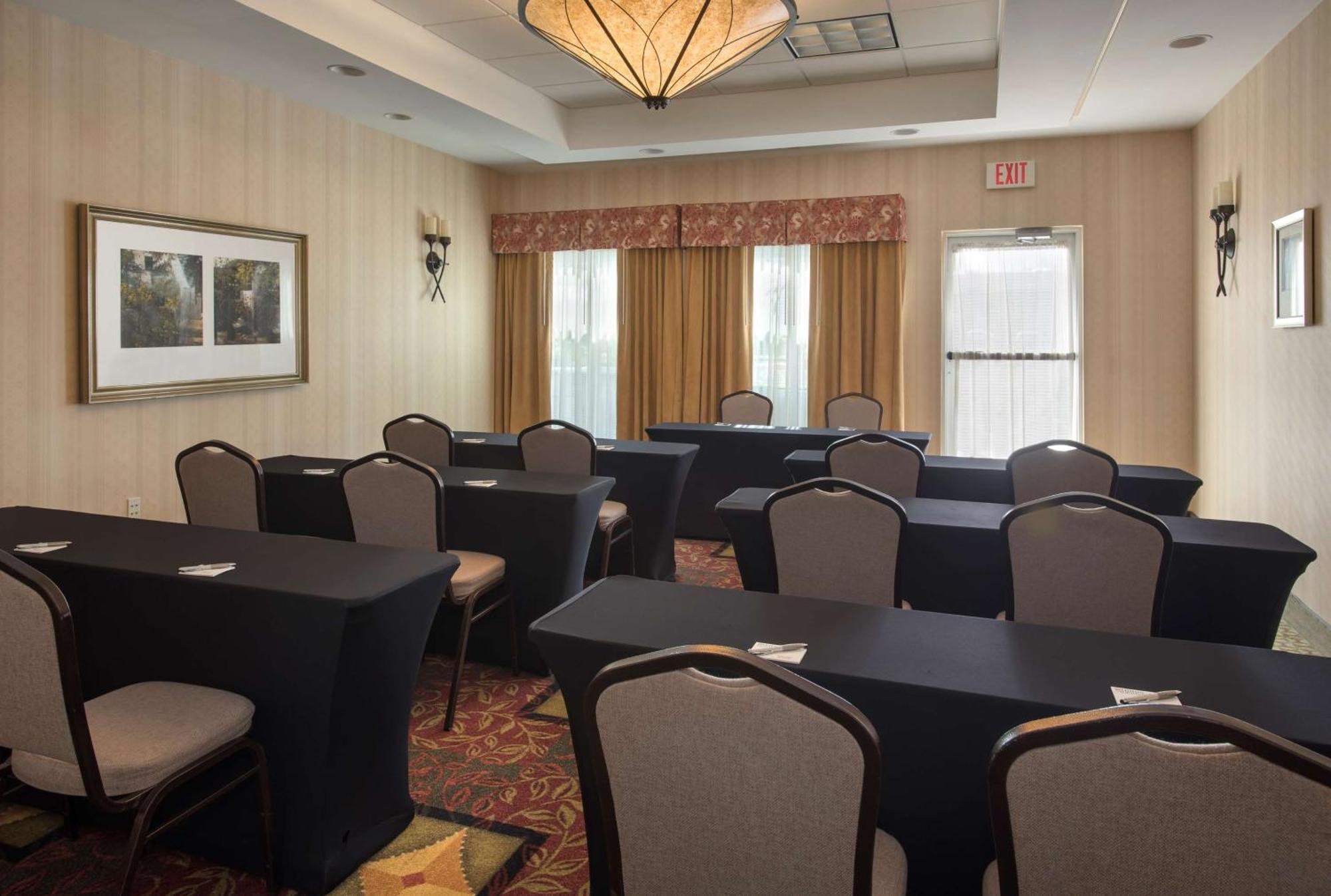 Hilton Garden Inn Riverhead  Kültér fotó