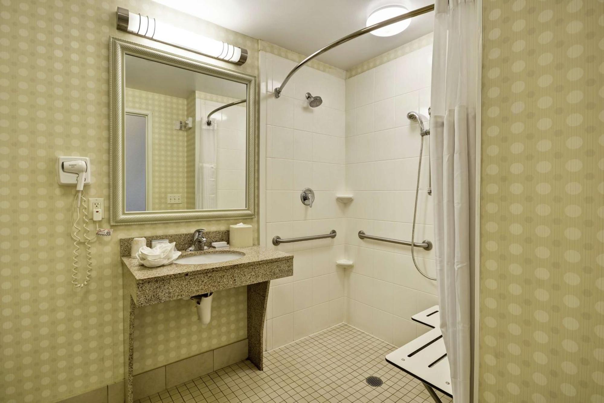Hilton Garden Inn Riverhead  Kültér fotó