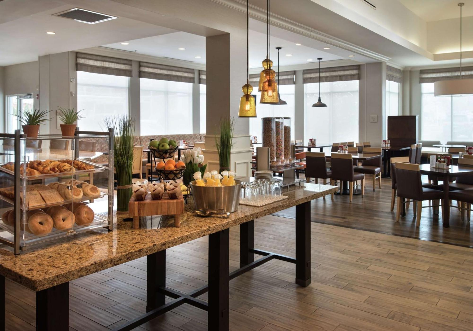 Hilton Garden Inn Riverhead  Kültér fotó