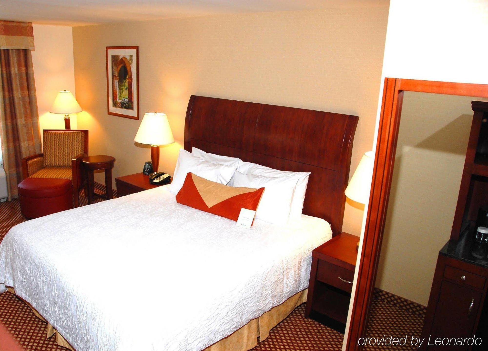 Hilton Garden Inn Riverhead  Kültér fotó