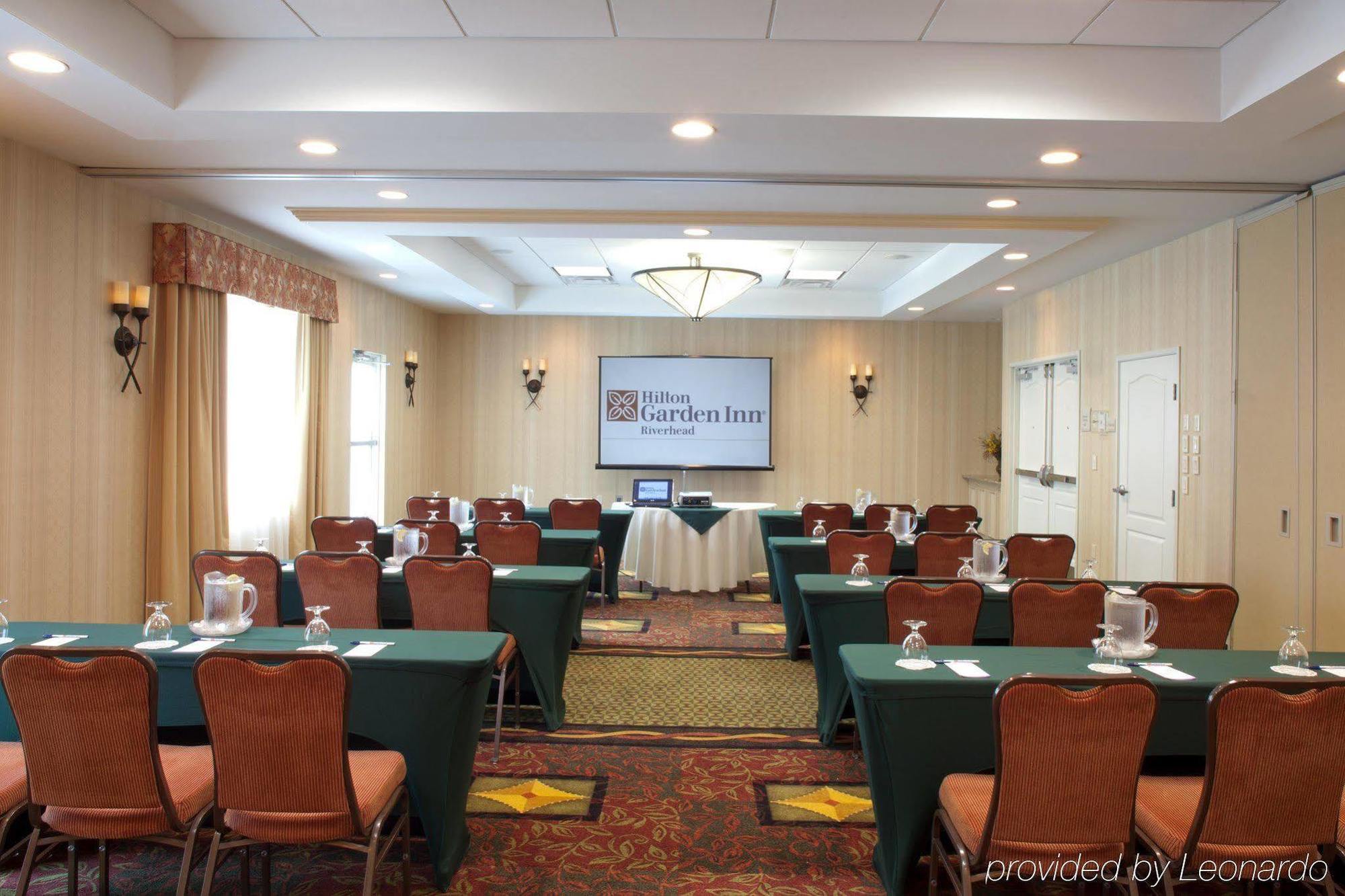 Hilton Garden Inn Riverhead  Kültér fotó