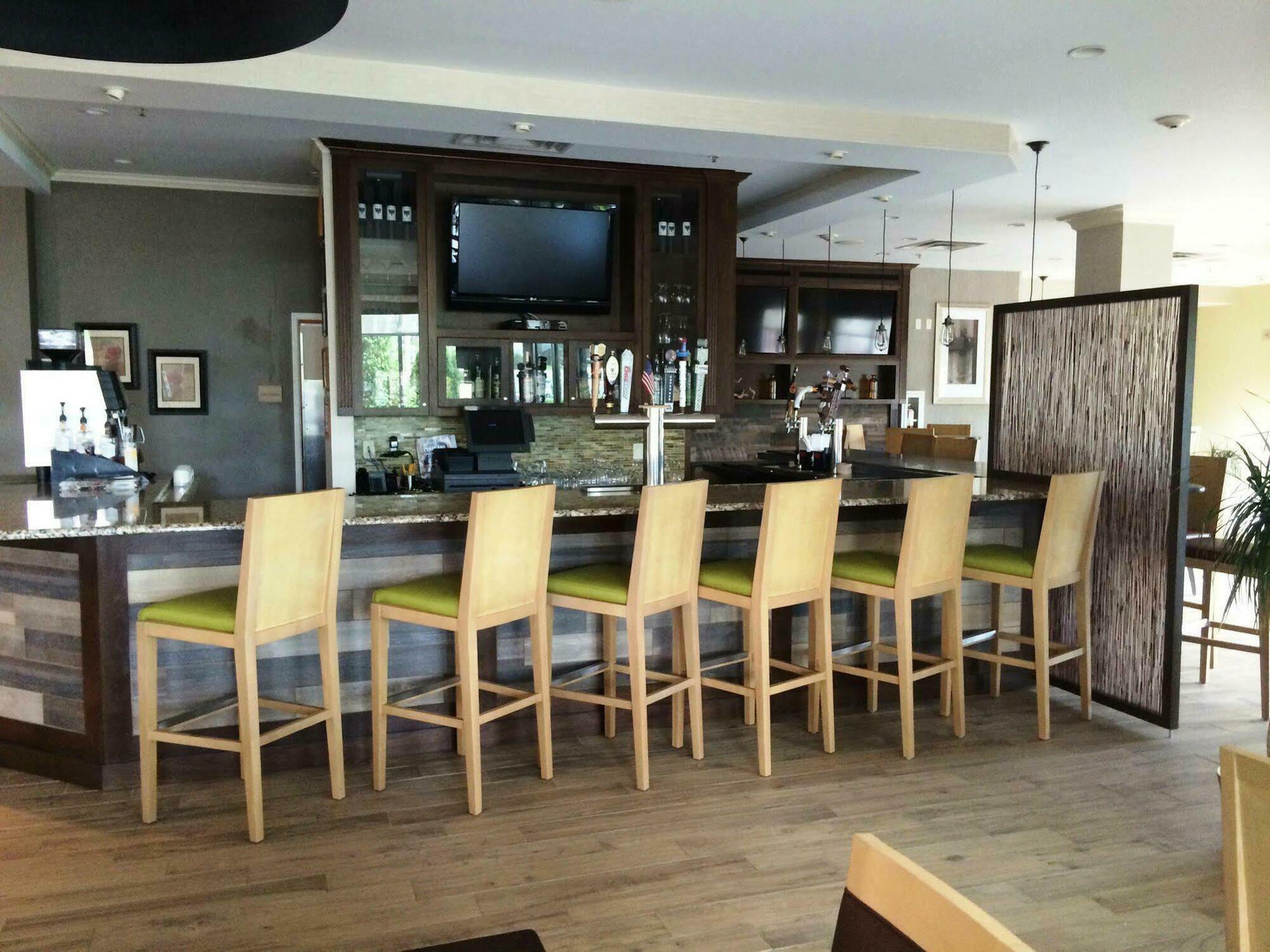Hilton Garden Inn Riverhead  Kültér fotó
